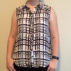 ELLE Button Down Plaid Sleeveless Top